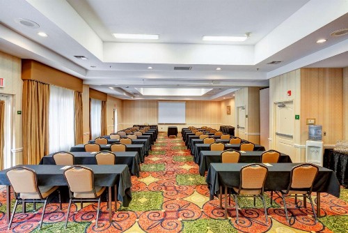 Hilton Garden Inn Portland Airport - image 26