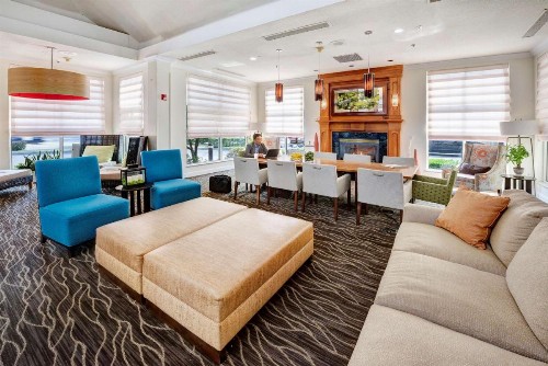 Hilton Garden Inn Portland Airport - image 4
