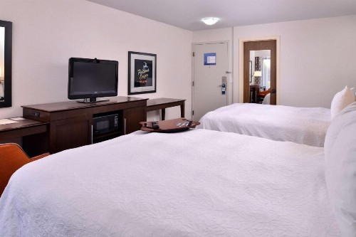 Hampton Inn Portland East - image 8