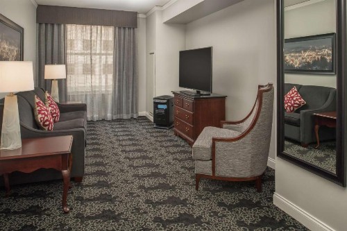 Embassy Suites Portland - Downtown - image 3