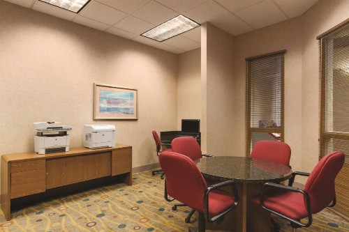 Embassy Suites Portland - Airport - image 12