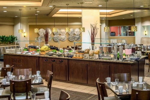 DoubleTree by Hilton Portland - image 21