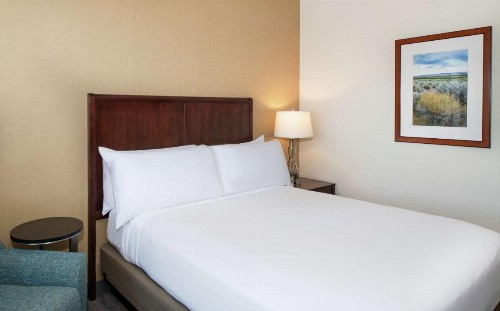 DoubleTree by Hilton Portland - image 45