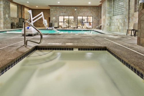 Holiday Inn Express Hotel & Suites Portland-Northwest Downtown an IHG Hotel - image 29