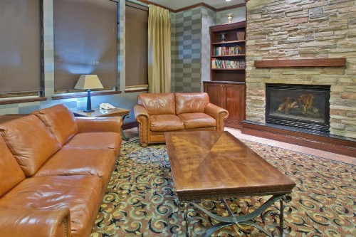 Holiday Inn Express Hotel & Suites Portland-Northwest Downtown an IHG Hotel - image 3