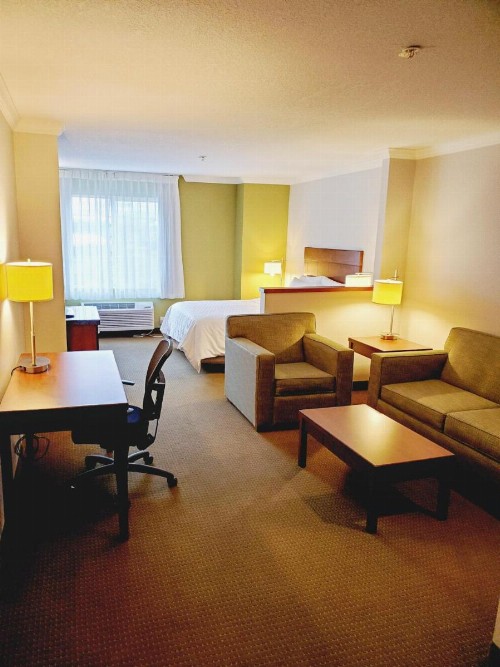 Holiday Inn Express Hotel & Suites Portland-Northwest Downtown an IHG Hotel - image 31