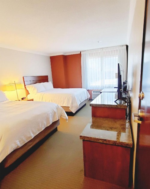 Holiday Inn Express Hotel & Suites Portland-Northwest Downtown an IHG Hotel - image 34