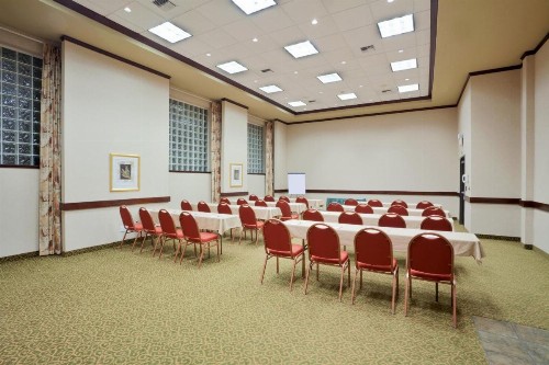 Holiday Inn Express Hotel & Suites Portland-Northwest Downtown an IHG Hotel - image 41
