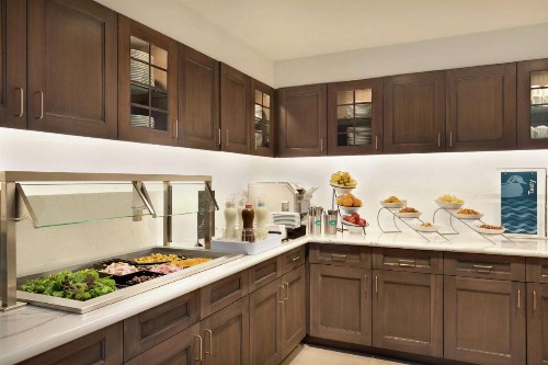 Homewood Suites by Hilton Portland Airport - image 10