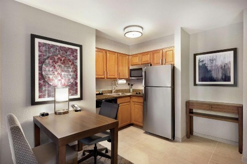 Homewood Suites by Hilton Portland Airport - image 19