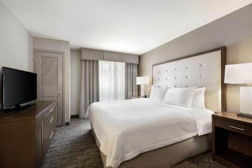 Homewood Suites by Hilton Portland Airport - image 23