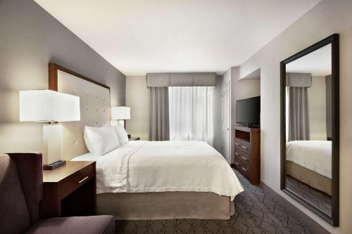 Homewood Suites by Hilton Portland Airport - image 7