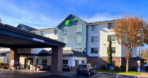 Holiday Inn Express Hotel & Suites Portland - Jantzen Beach an IHG Hotel - image 18