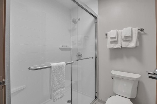 Holiday Inn Express Hotel & Suites Portland - Jantzen Beach an IHG Hotel - image 22