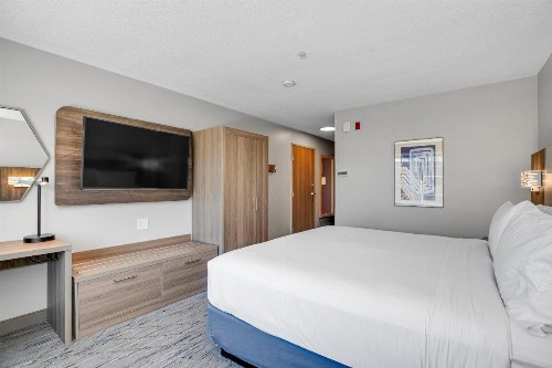 Holiday Inn Express Hotel & Suites Portland - Jantzen Beach an IHG Hotel - image 26