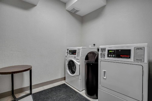 Holiday Inn Express Hotel & Suites Portland - Jantzen Beach an IHG Hotel - image 27