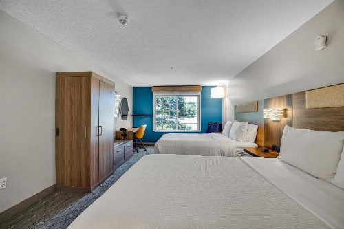 Holiday Inn Express Hotel & Suites Portland - Jantzen Beach an IHG Hotel - image 5
