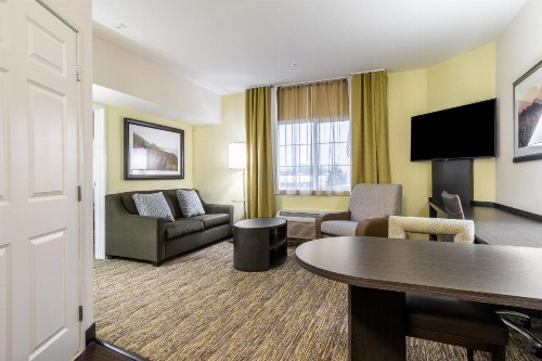 Candlewood Suites Portland Airport an IHG Hotel - image 32