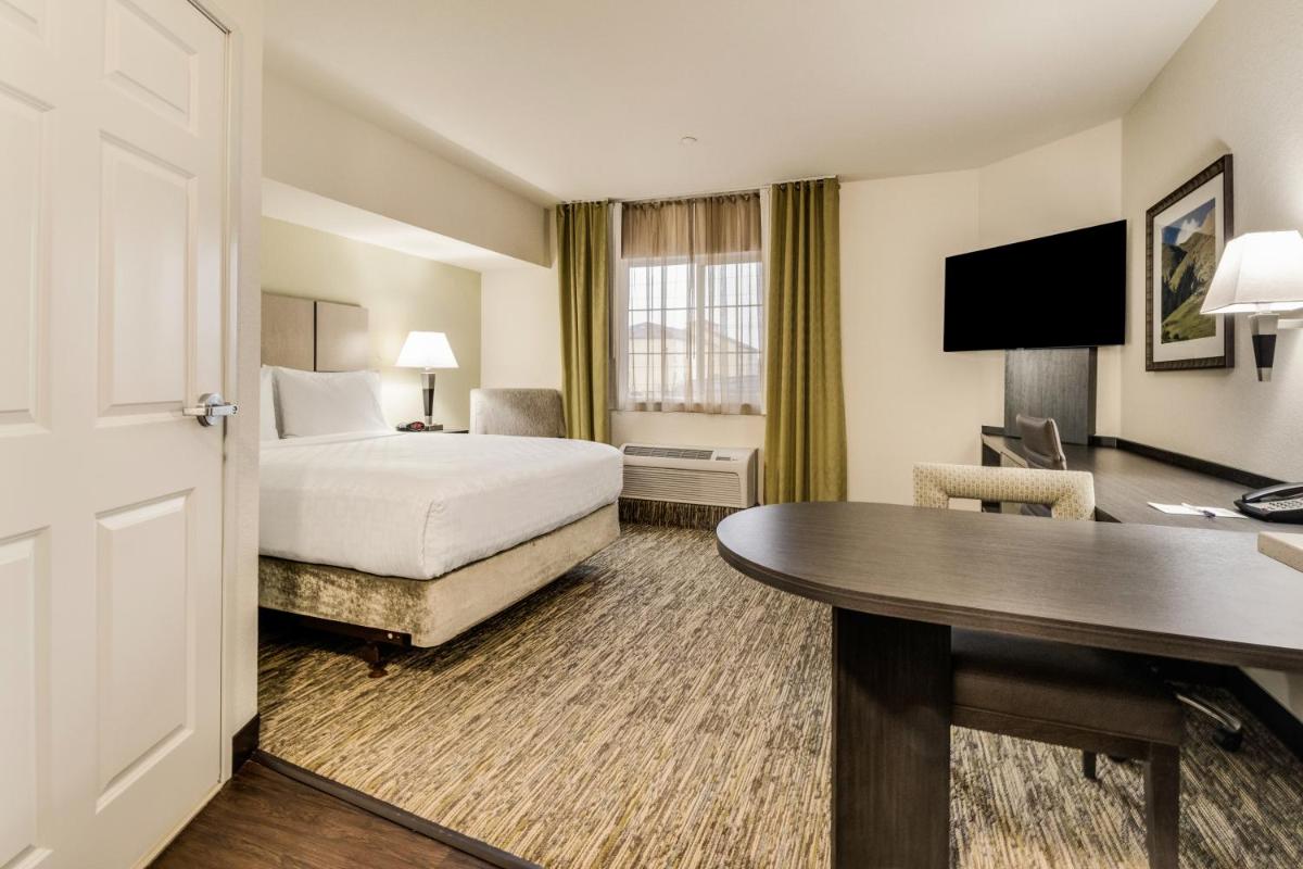 Candlewood Suites Portland Airport an IHG Hotel - image 4
