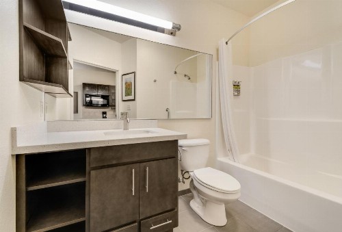 Candlewood Suites Portland Airport an IHG Hotel - image 40
