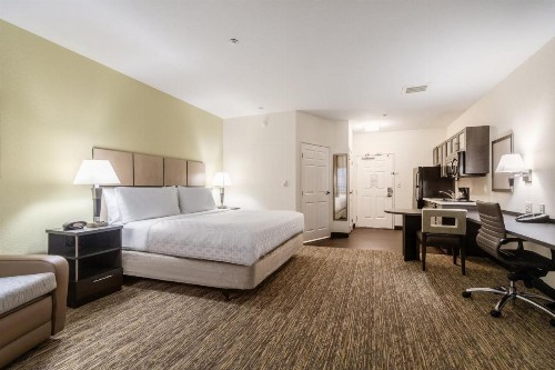 Candlewood Suites Portland Airport an IHG Hotel - image 41