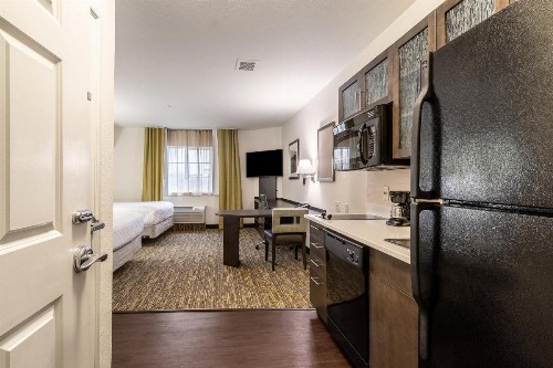 Candlewood Suites Portland Airport an IHG Hotel - image 44