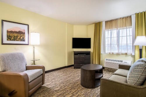 Candlewood Suites Portland Airport an IHG Hotel - image 48