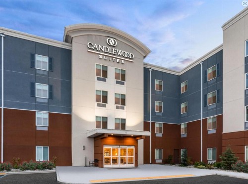Candlewood Suites Portland Airport an IHG Hotel - image 50