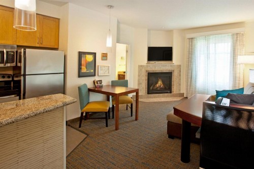 Residence Inn by Marriott Portland Airport at Cascade Station - image 6