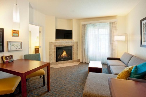 Residence Inn by Marriott Portland Airport at Cascade Station - image 9