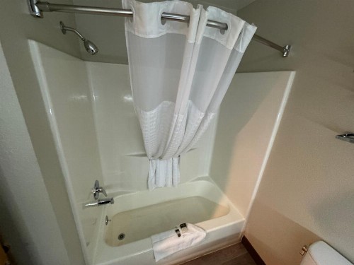 Best Western Inn at the Meadows - image 13