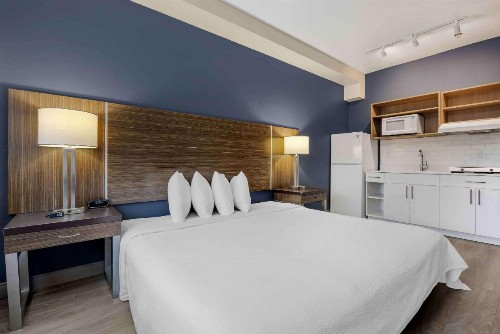 Best Western Inn at the Meadows - image 37