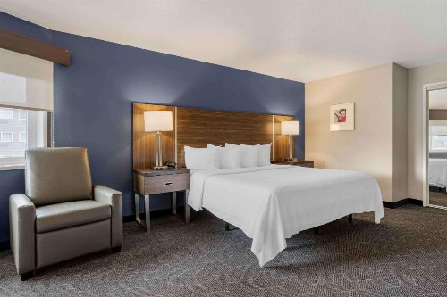 Best Western Inn at the Meadows - image 8