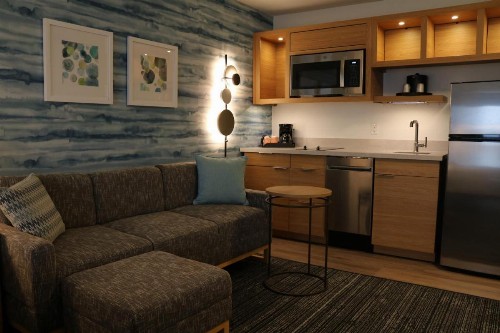 Clarion Hotel Portland International Airport - image 13