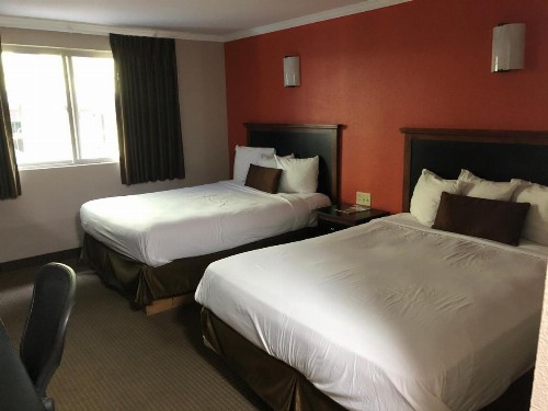 Downtown Value Inn - image 8