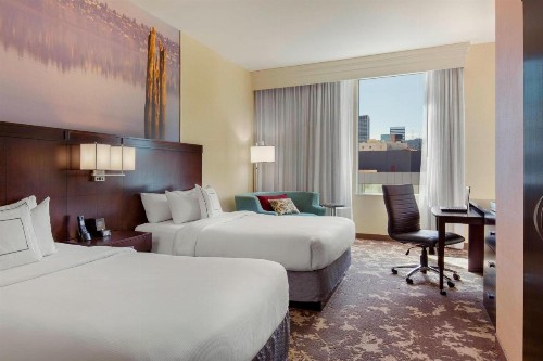Courtyard Marriott Portland City Center - image 10