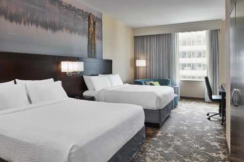Courtyard Marriott Portland City Center - image 31