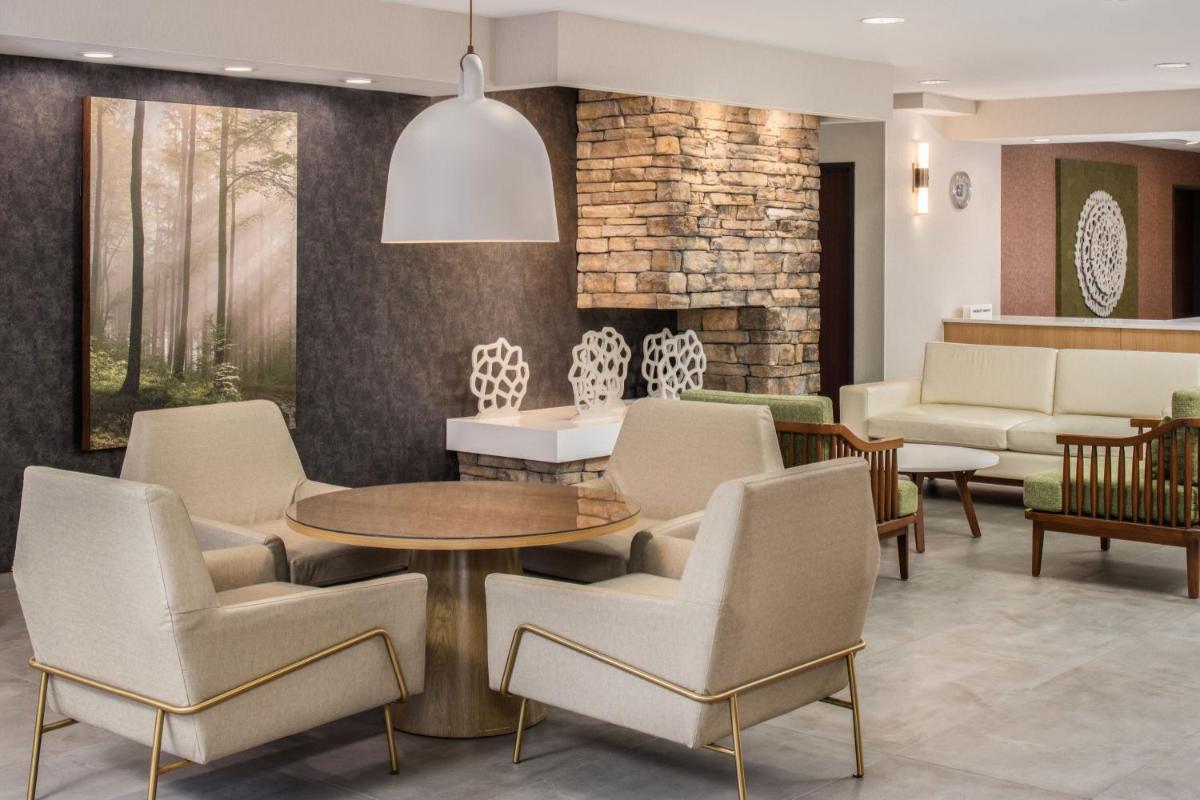 Fairfield Inn & Suites by Marriott Portland Airport - main image