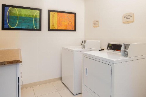 Fairfield Inn & Suites by Marriott Portland Airport - image 7