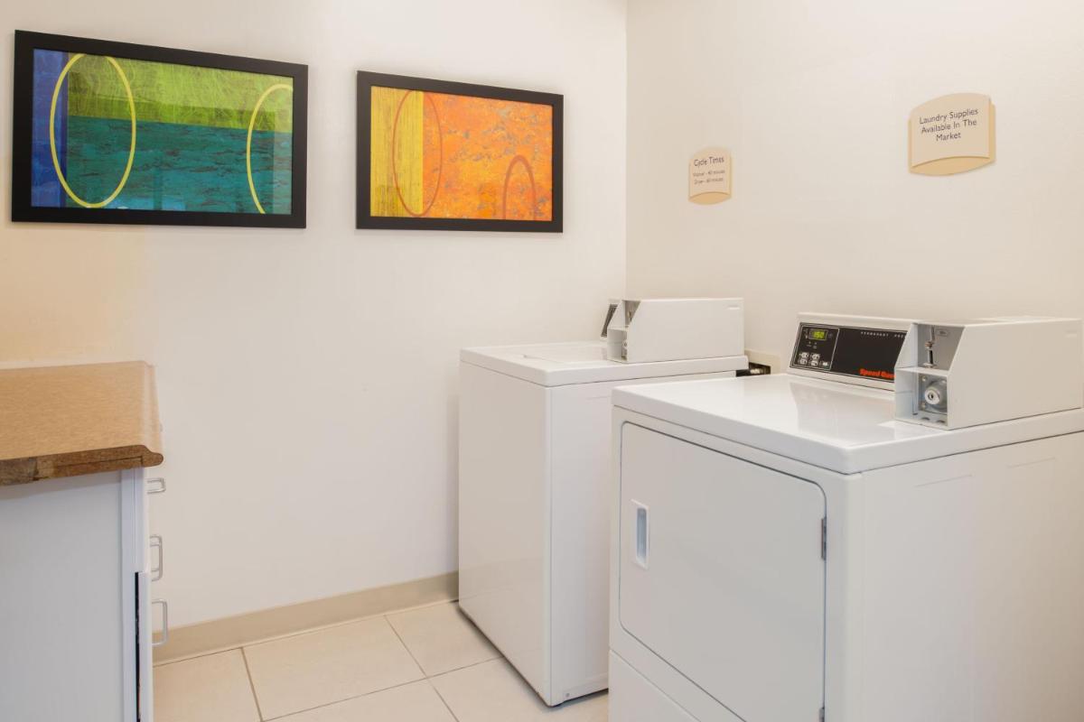 Fairfield Inn & Suites by Marriott Portland Airport - image 7