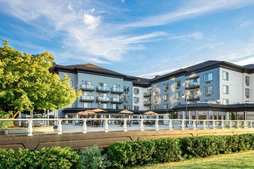 Courtyard by Marriott Portland North - image 2