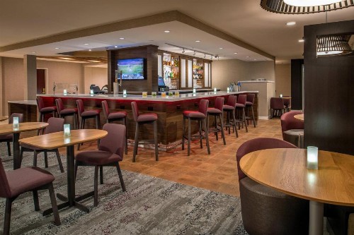 Courtyard by Marriott Portland North - image 22