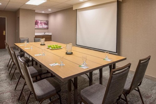 Courtyard by Marriott Portland North - image 27