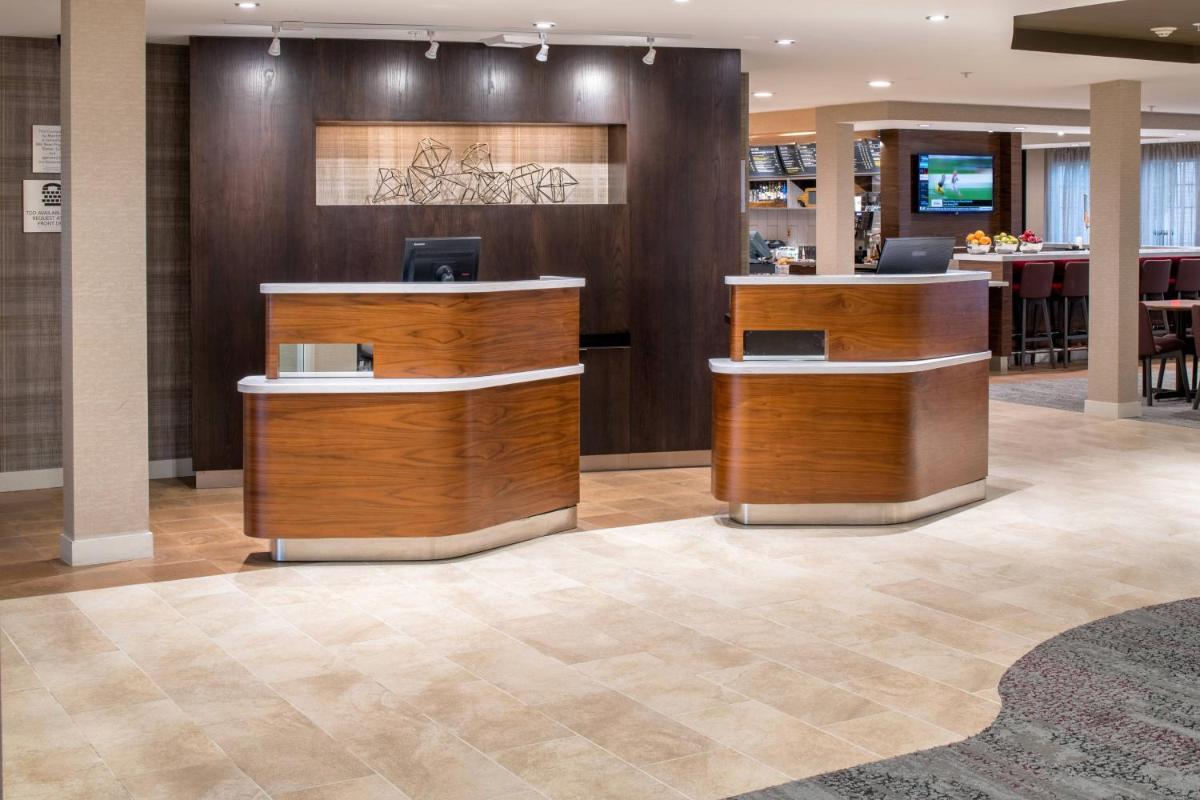 Courtyard by Marriott Portland North - image 5