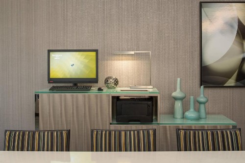 Residence Inn by Marriott Portland North - image 12