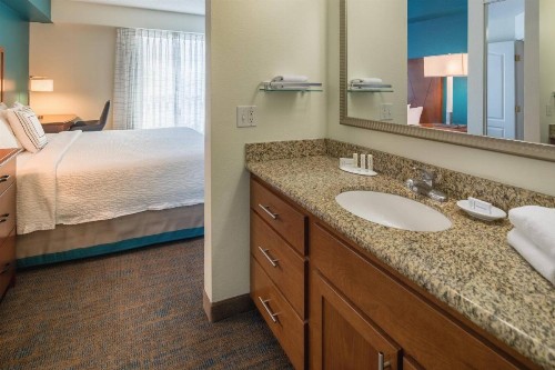 Residence Inn by Marriott Portland North - image 8