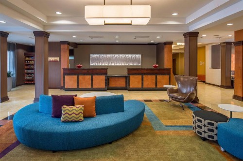 Fairfield Inn & Suites by Marriott Portland North - image 2