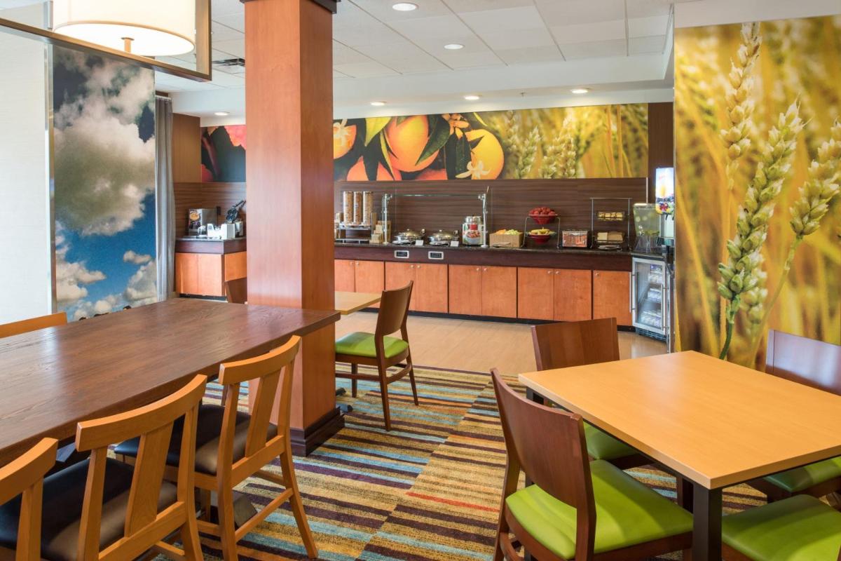 Fairfield Inn & Suites by Marriott Portland North - image 3