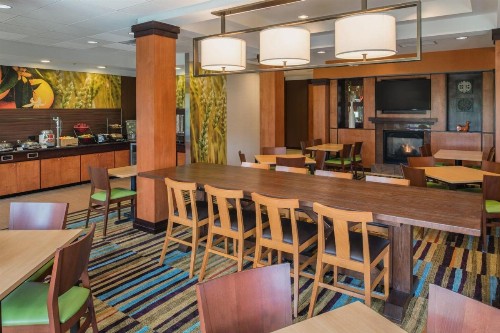 Fairfield Inn & Suites by Marriott Portland North - image 6