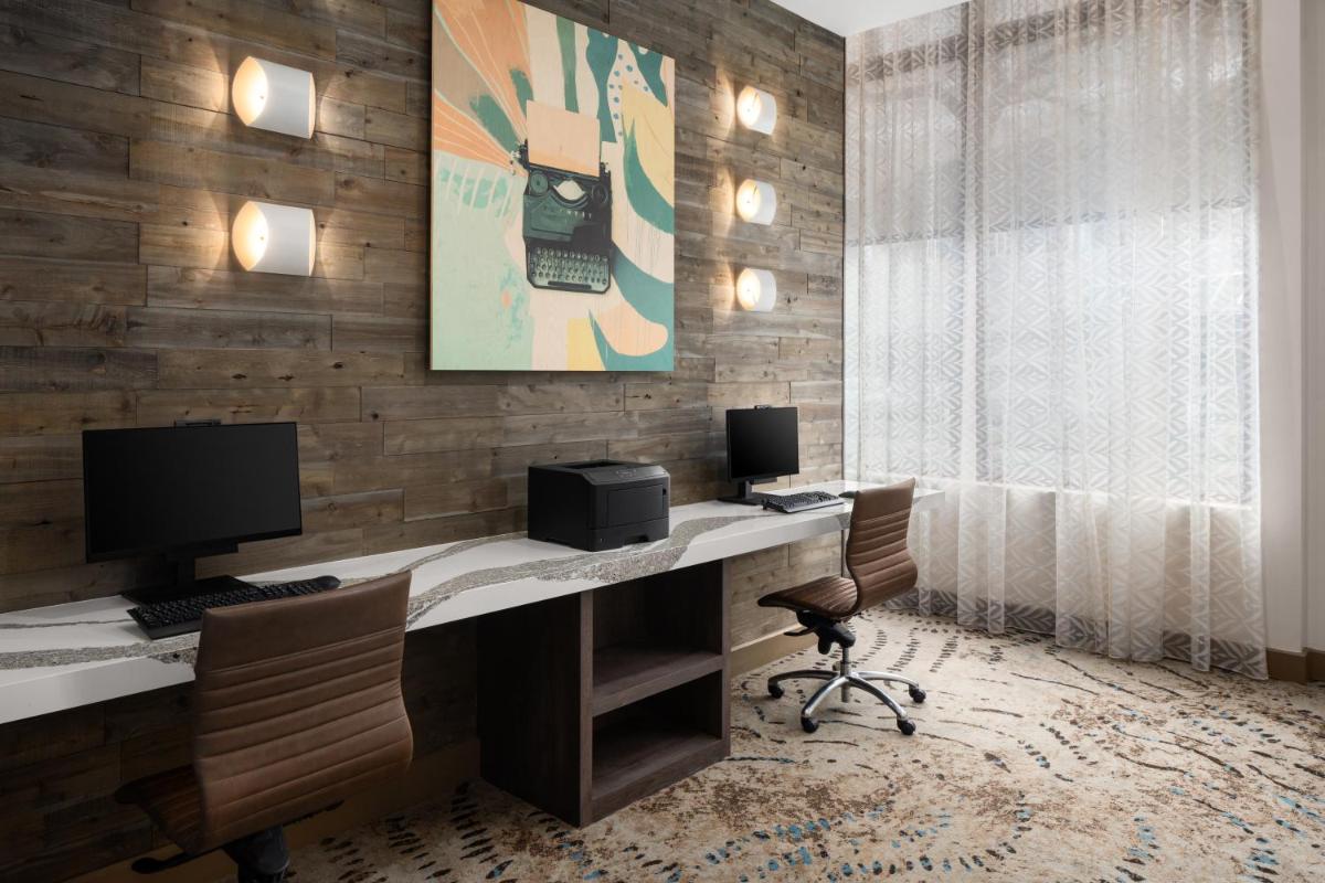 Residence Inn Portland Downtown/RiverPlace - image 2